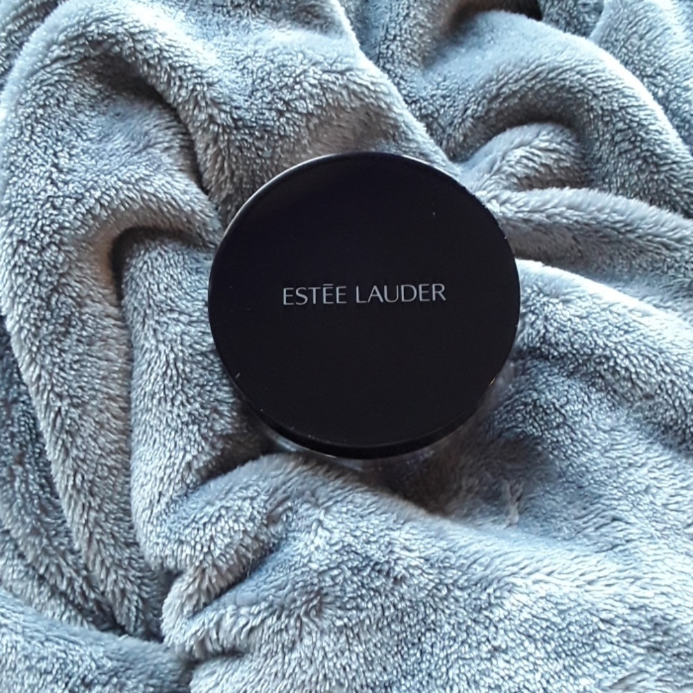 Estēe Lauder Perfecting Loose Powder